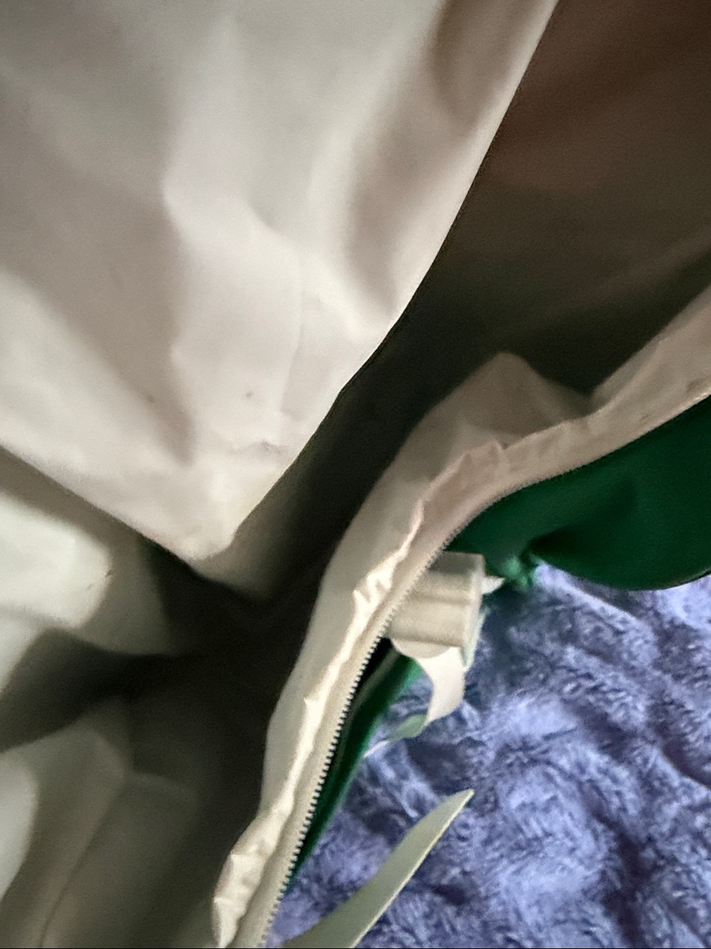 Back pack - Picture 4 of 5